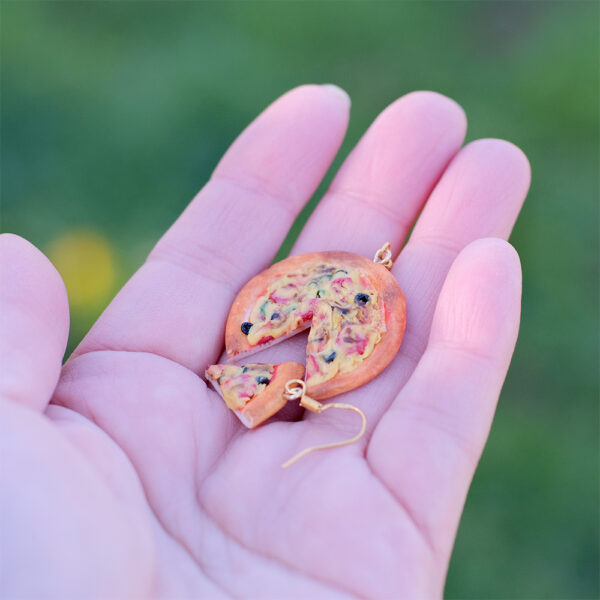 Pizza earrings - Image 3