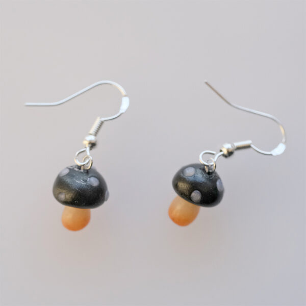 Black mushroom earrings